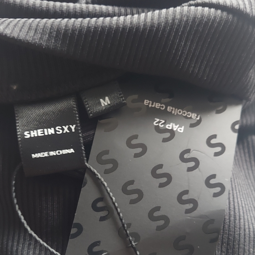 Shein Skirt & Top Set - Picture 4 of 4